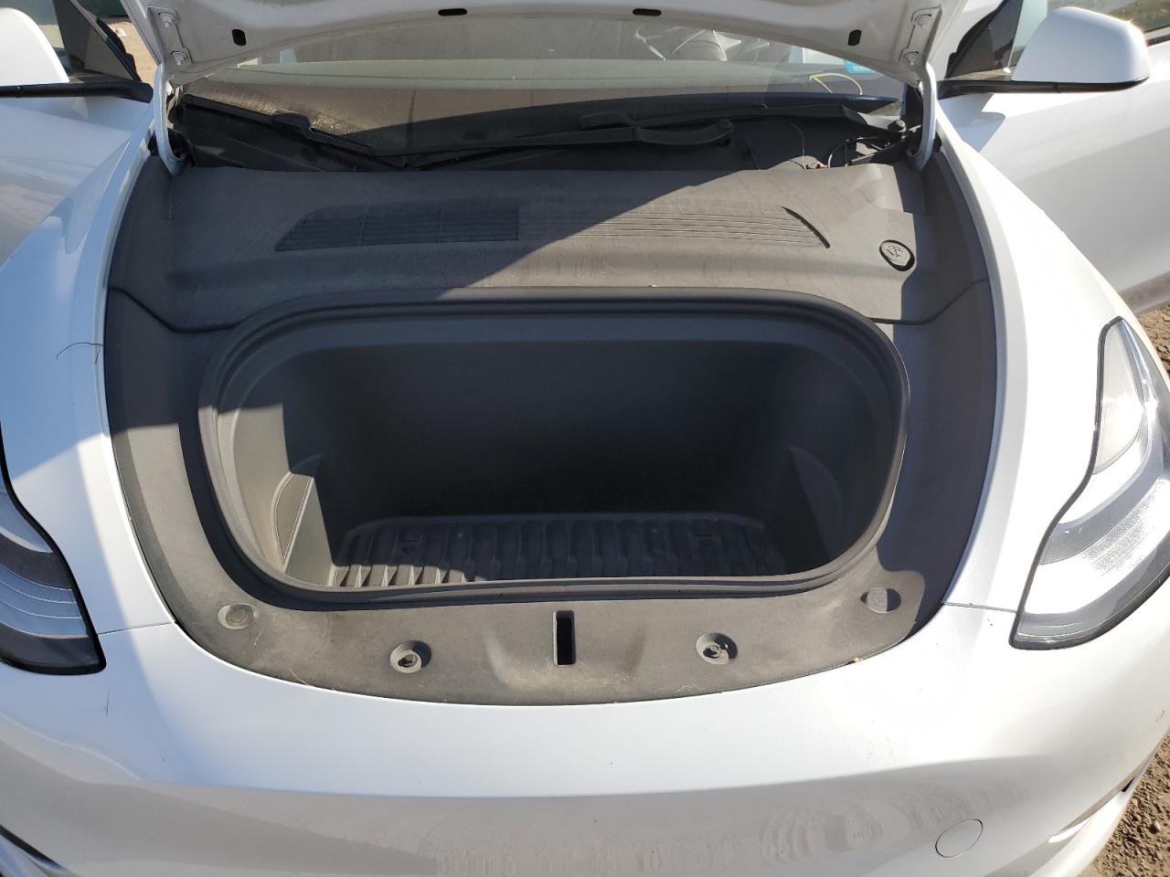 TESLA MODEL Y DUAL MOTOR 2020