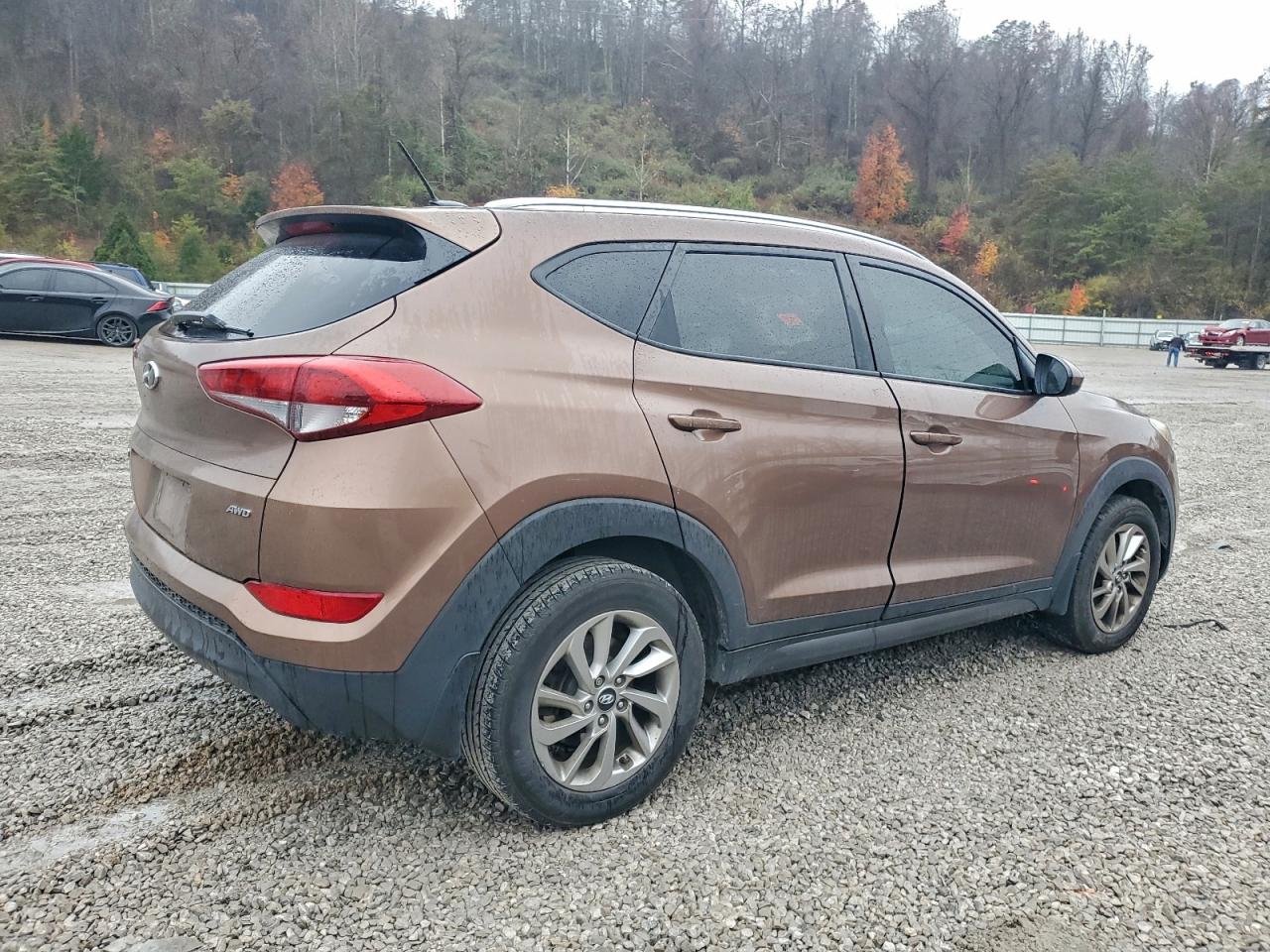 HYUNDAI TUCSON SE LIMITED 2016