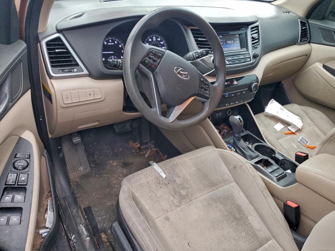 HYUNDAI TUCSON SE LIMITED 2016