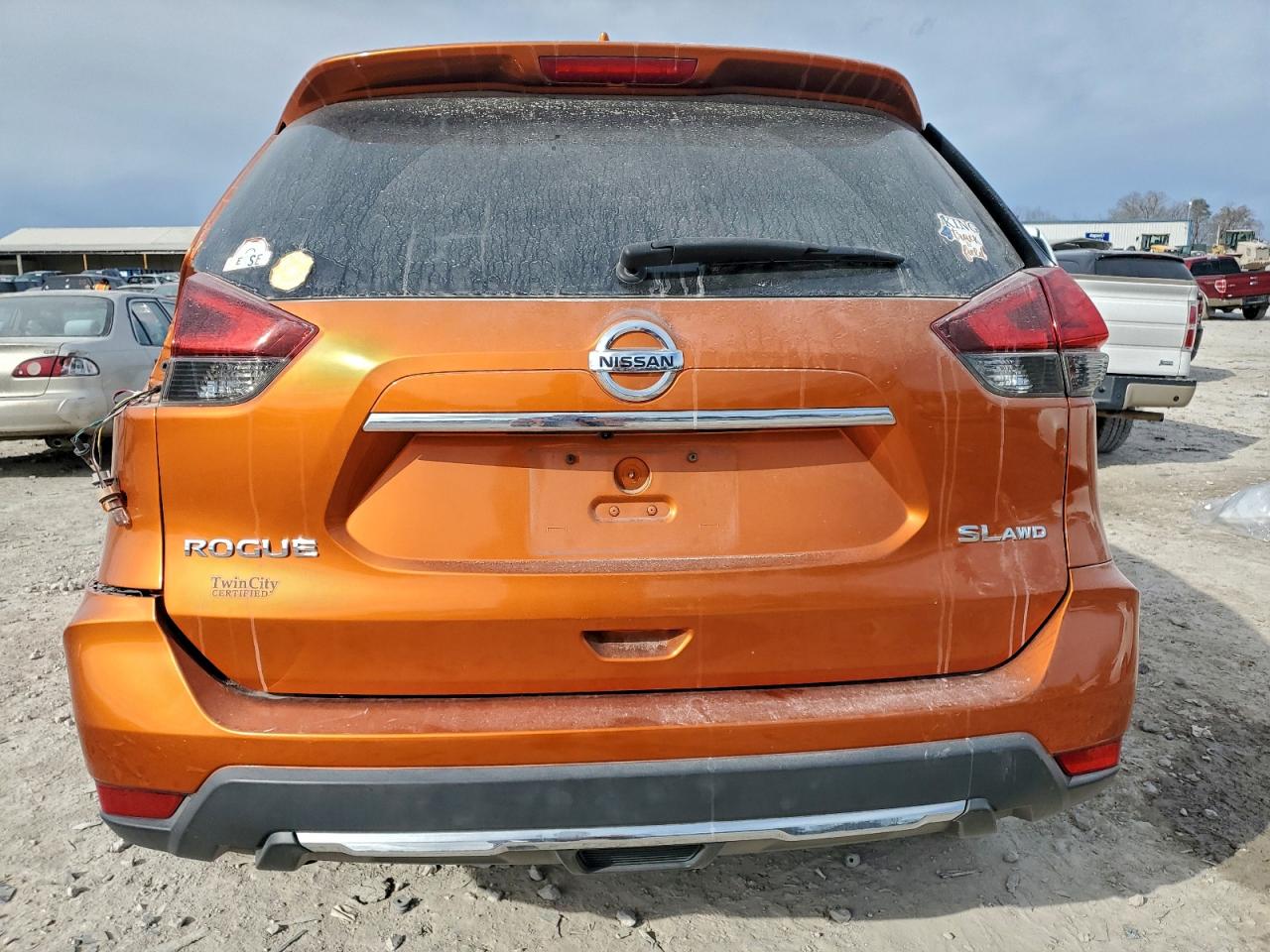 NISSAN ROGUE SL 2017