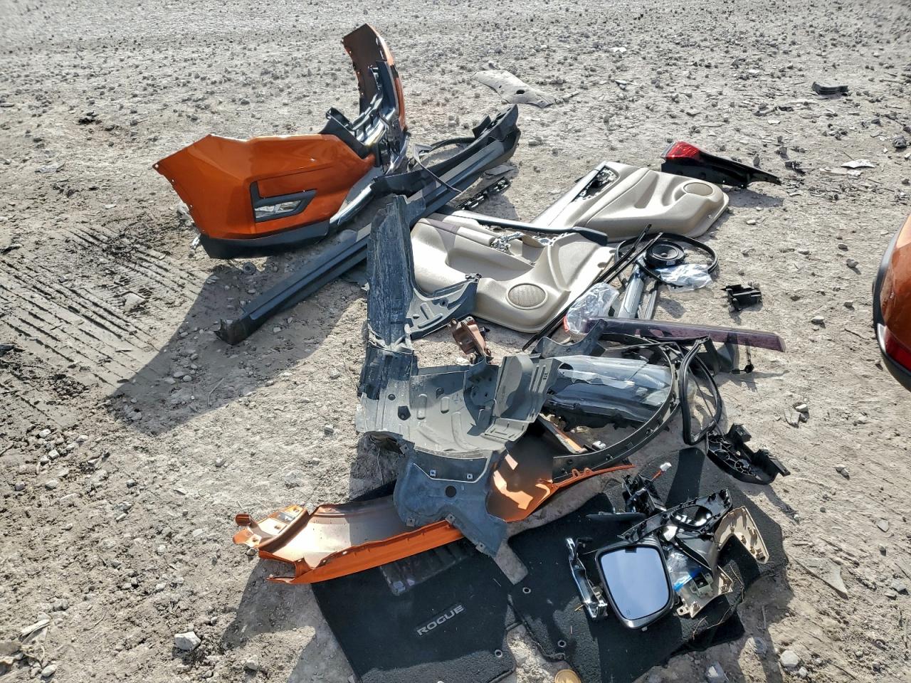 NISSAN ROGUE SL 2017