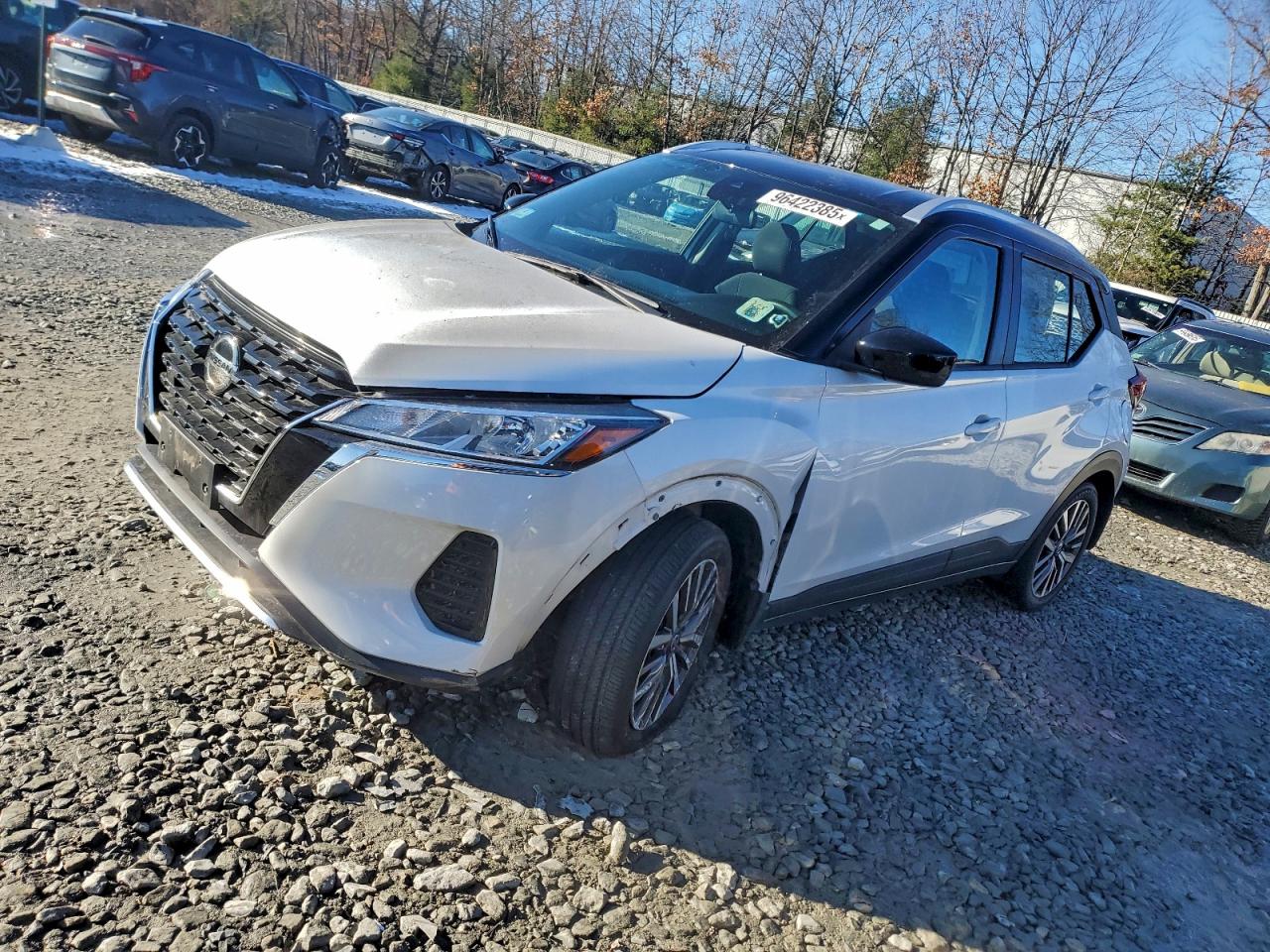 NISSAN KICKS SV 2021