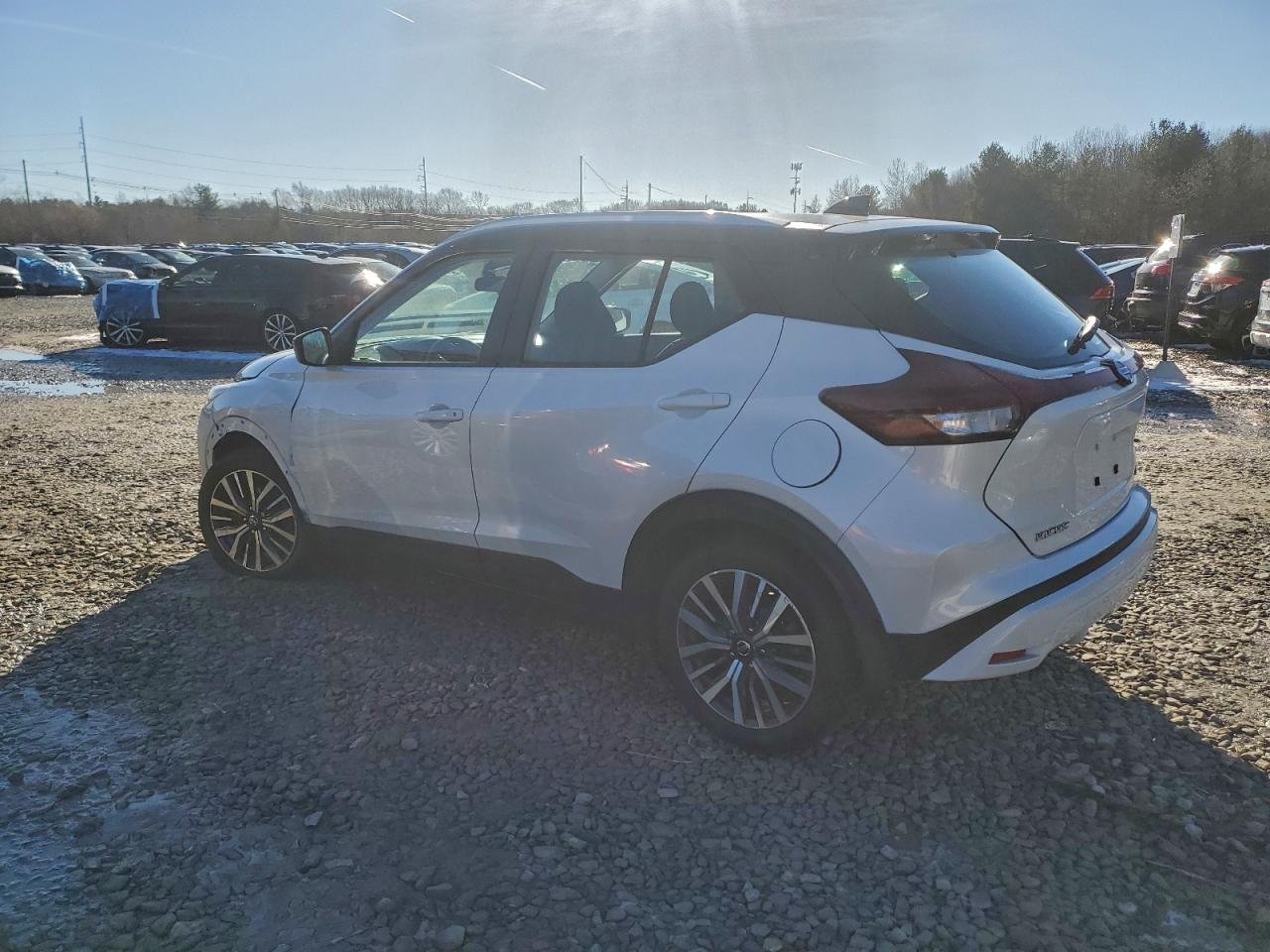 NISSAN KICKS SV 2021