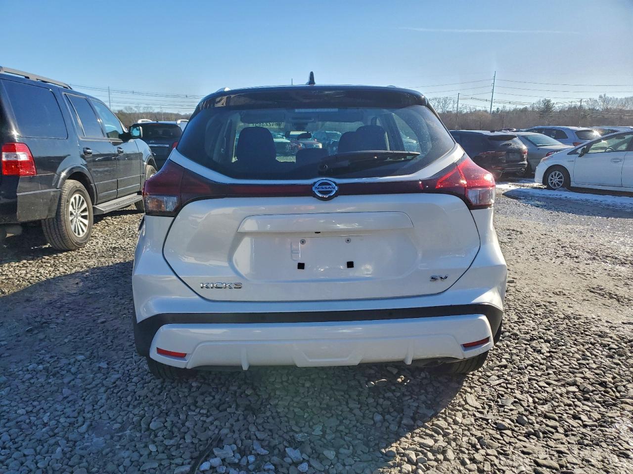 NISSAN KICKS SV 2021