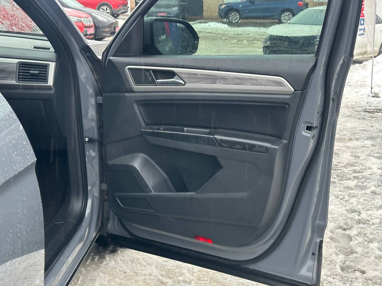 VOLKSWAGEN ATLAS CROSS SPORT SE 2020