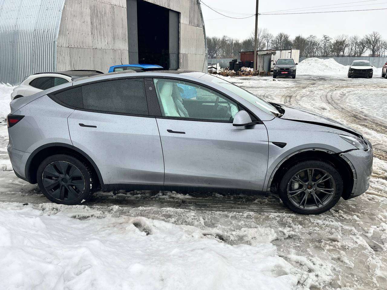 TESLA MODEL Y AWD DUAL MOTOR 2024