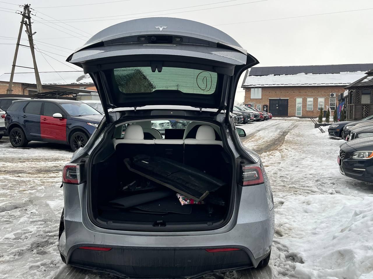 TESLA MODEL Y AWD DUAL MOTOR 2024