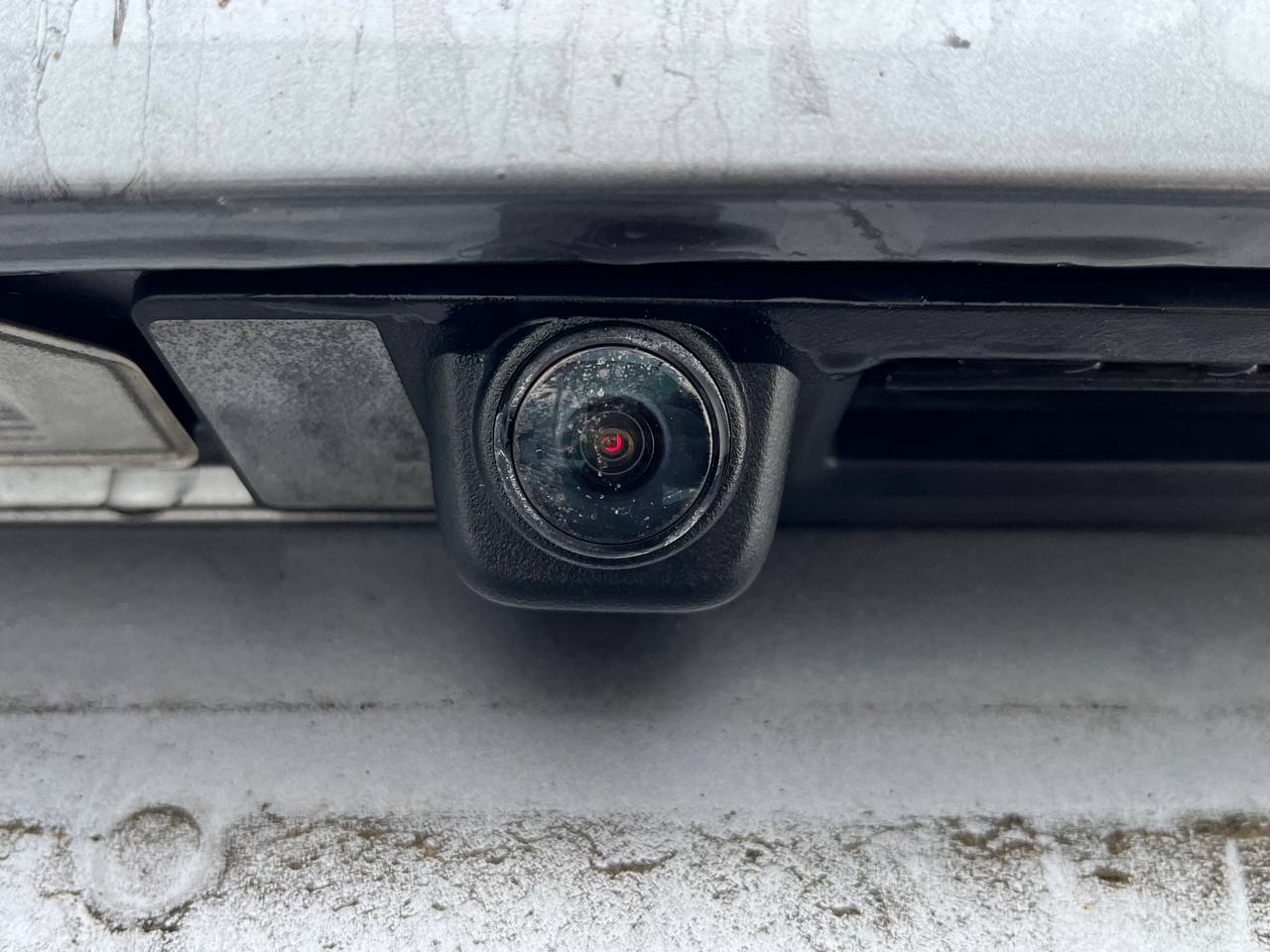 TESLA MODEL Y AWD DUAL MOTOR 2024