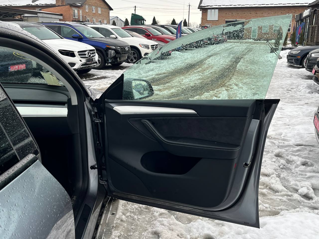 TESLA MODEL Y AWD DUAL MOTOR 2024