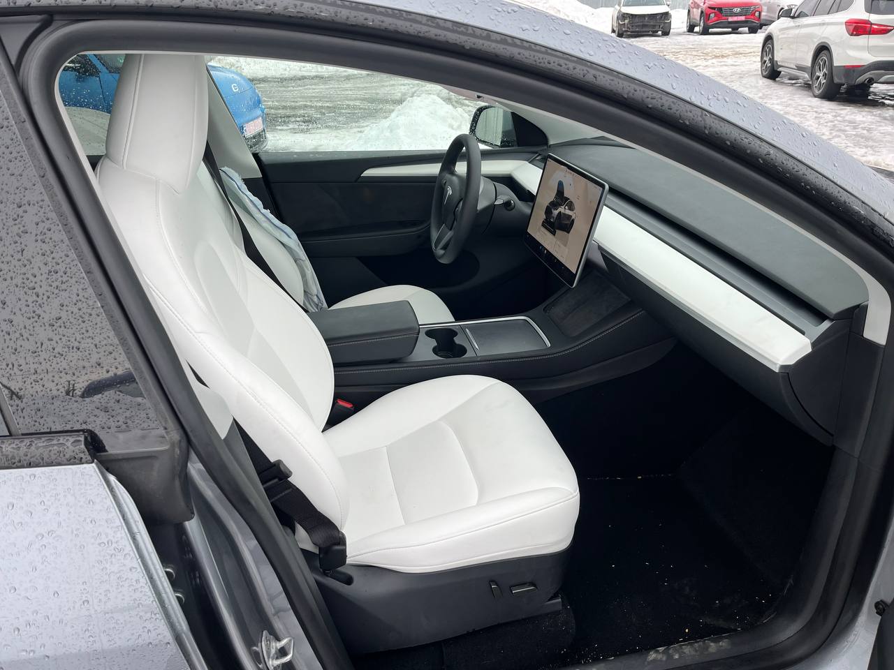 TESLA MODEL Y AWD DUAL MOTOR 2024