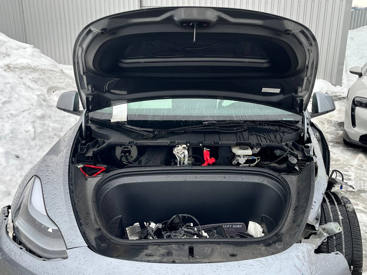 TESLA MODEL Y AWD DUAL MOTOR 2024