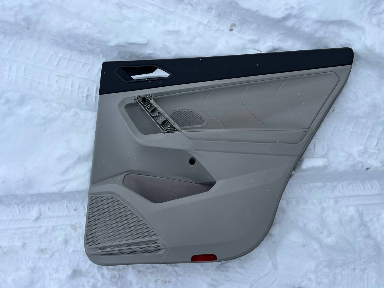 VOLKSWAGEN TIGUAN SE 2023