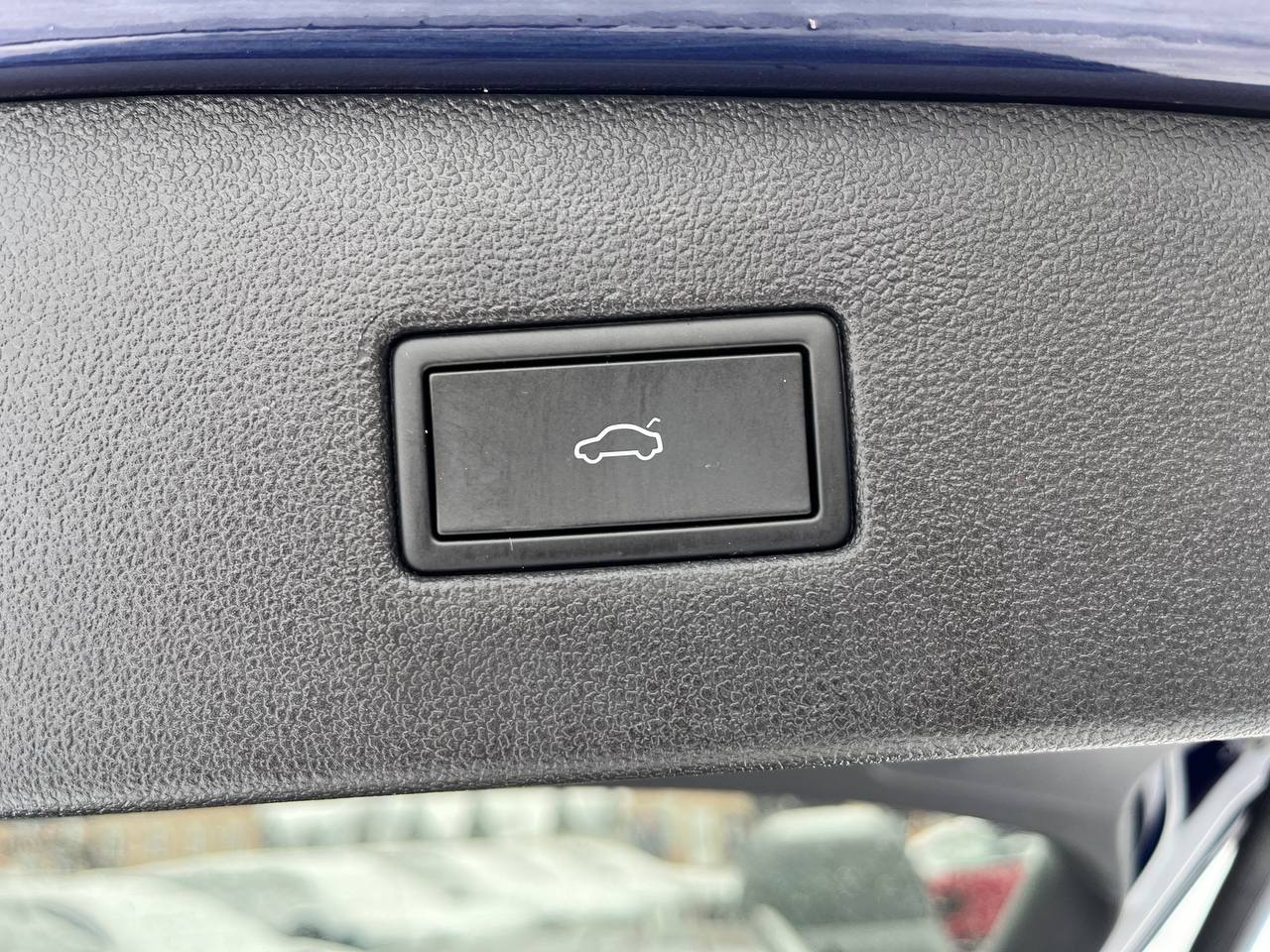 VOLKSWAGEN TIGUAN SE 2023