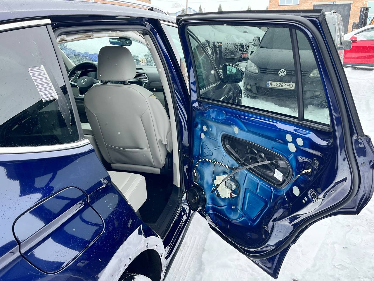 VOLKSWAGEN TIGUAN SE 2023