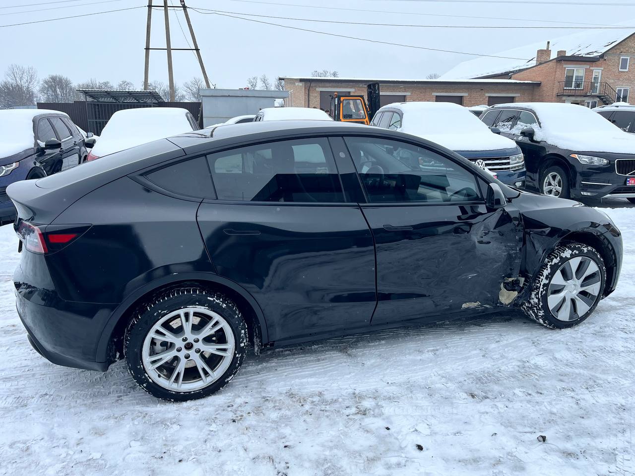 TESLA MODEL Y LONG RANGE DUAL MOTOR 2023