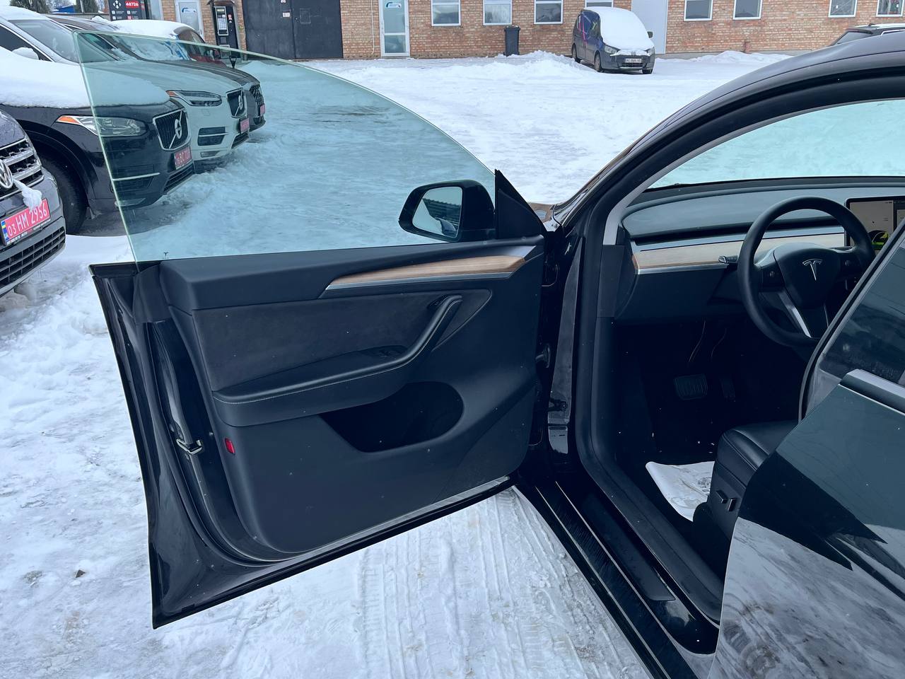 TESLA MODEL Y LONG RANGE DUAL MOTOR 2023