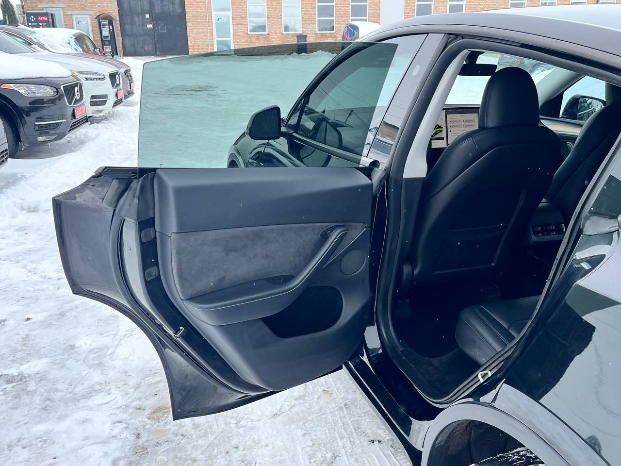 TESLA MODEL Y LONG RANGE DUAL MOTOR 2023