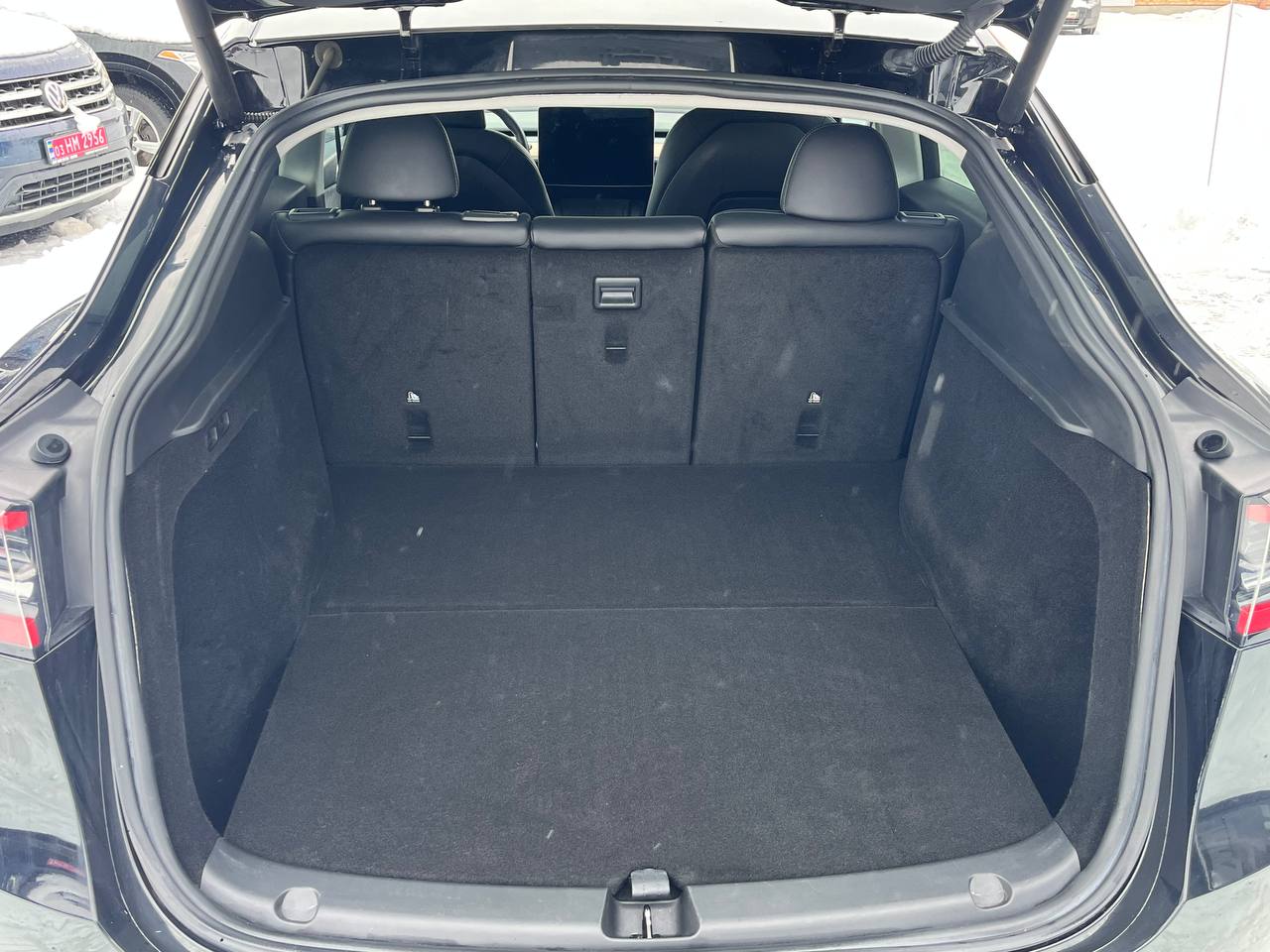 TESLA MODEL Y LONG RANGE DUAL MOTOR 2023