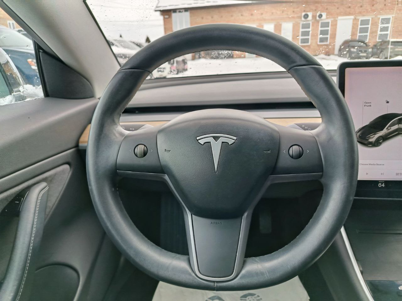 TESLA MODEL 3 MID RANGE 2018