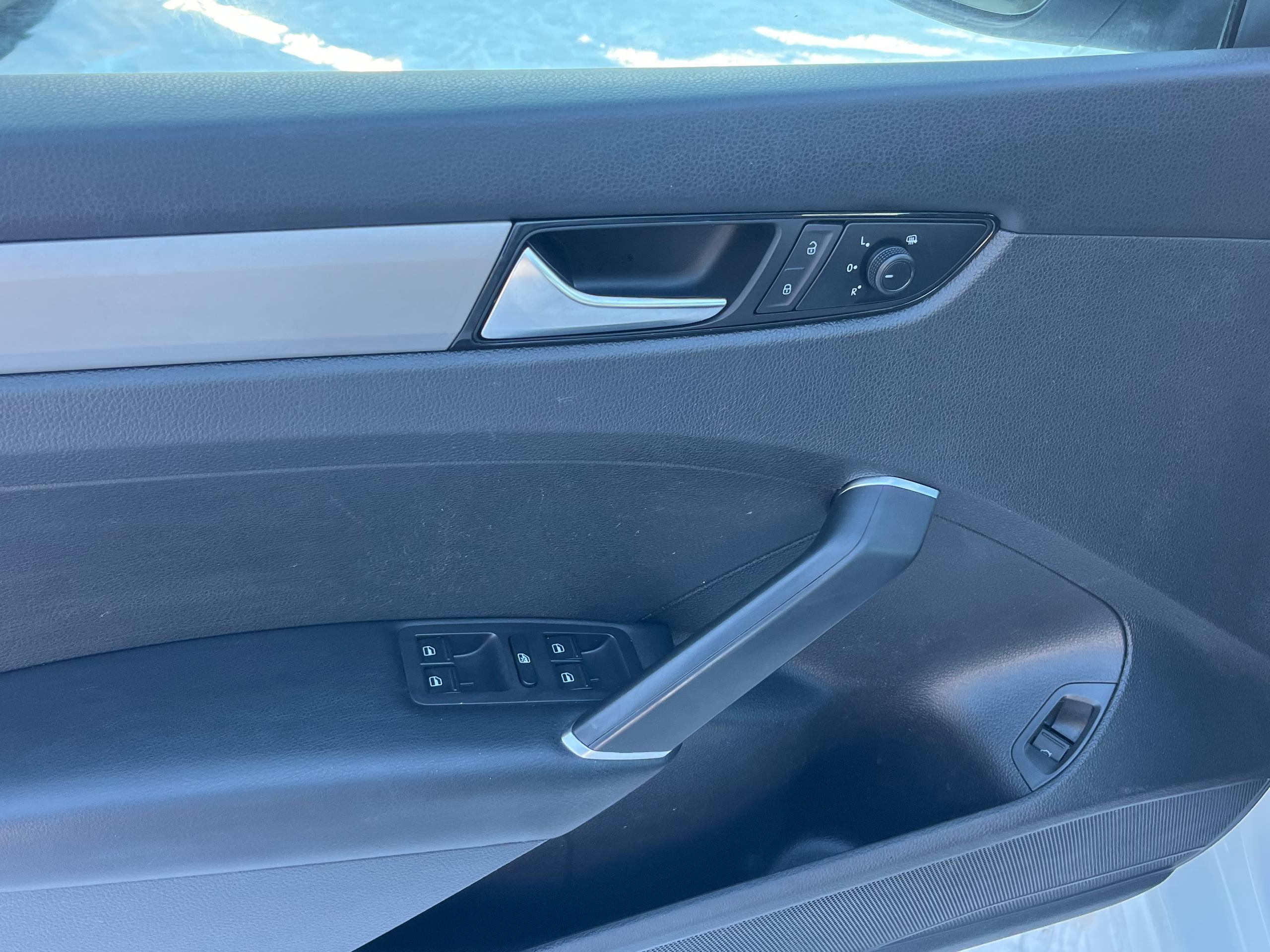 VOLKSWAGEN PASSAT S 2020