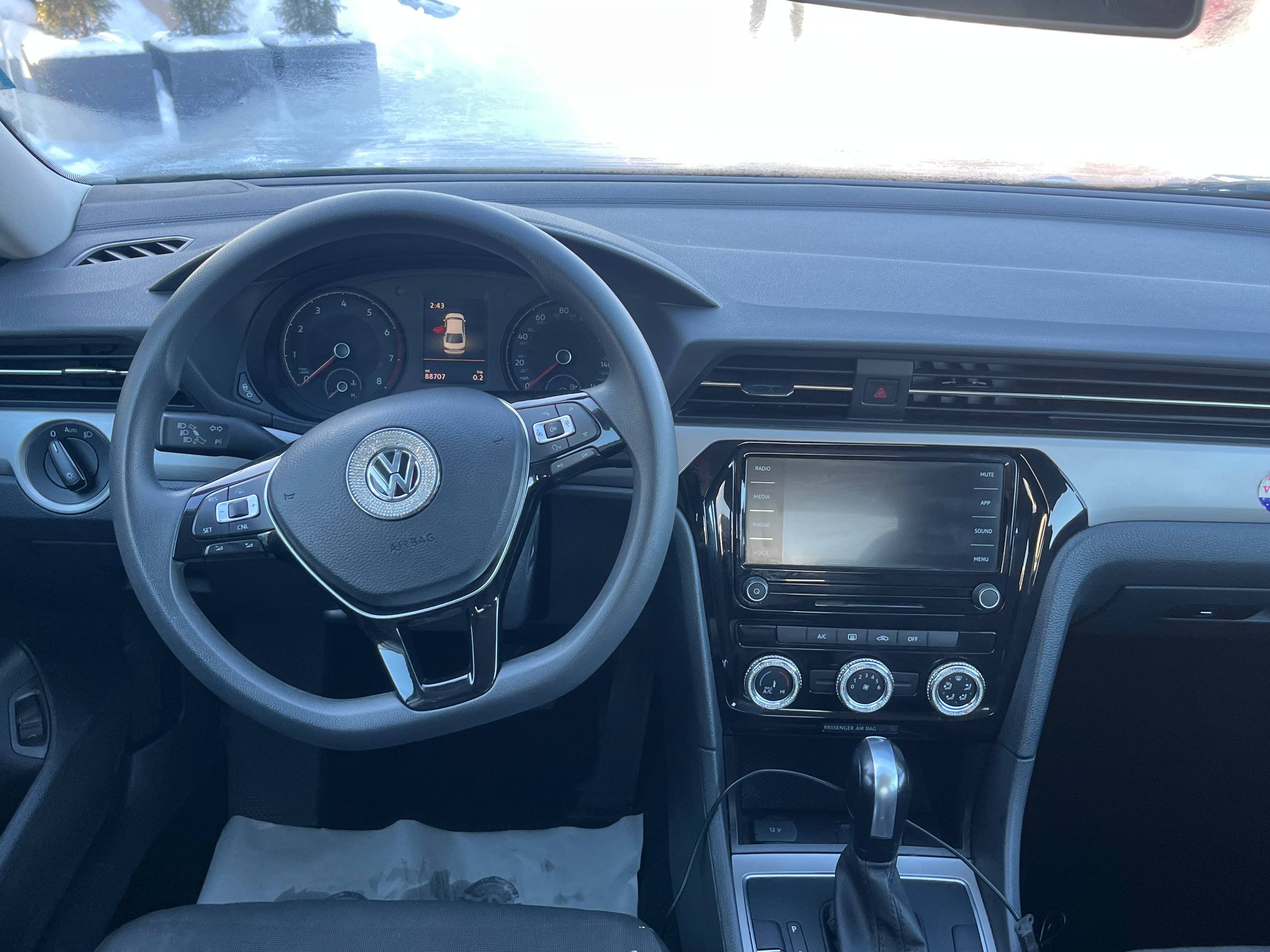 VOLKSWAGEN PASSAT S 2020