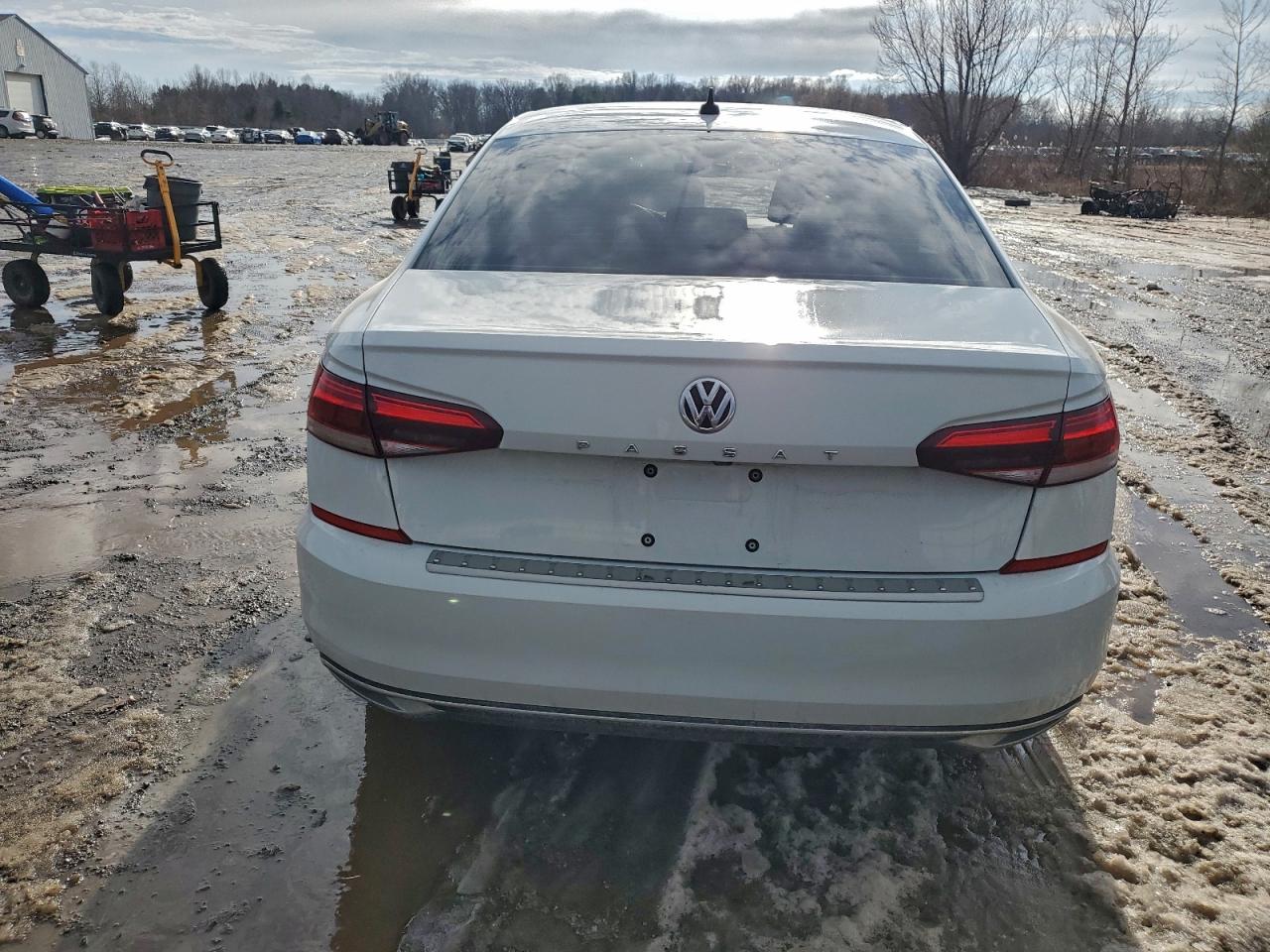 VOLKSWAGEN PASSAT SE 2021