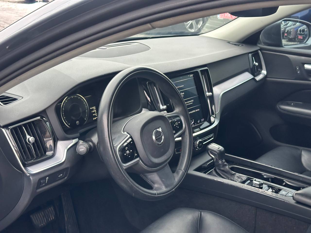 VOLVO S60 T5 MOMENTUM 2019