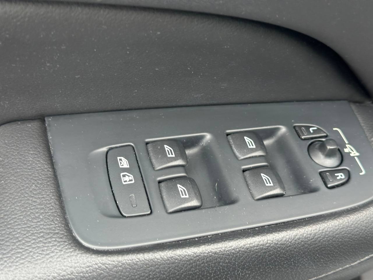 VOLVO S60 T5 MOMENTUM 2019