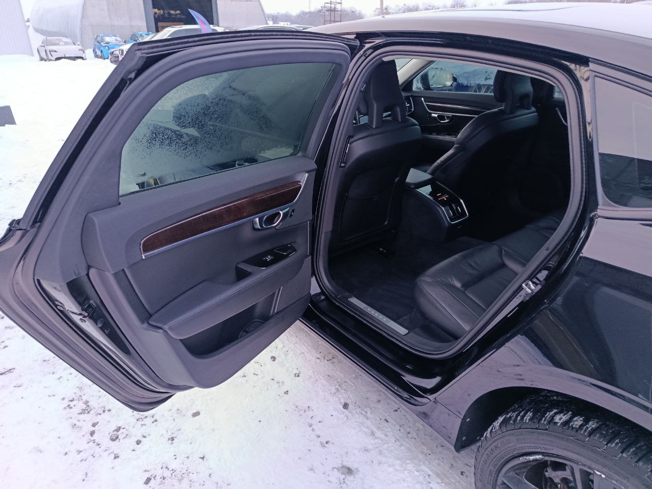 VOLVO S90 T5 MOMENTUM 2017