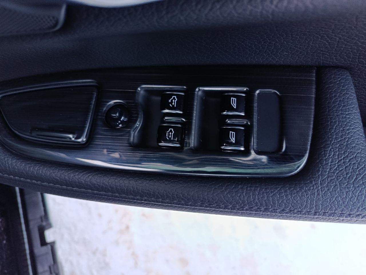 VOLVO S90 T5 MOMENTUM 2017