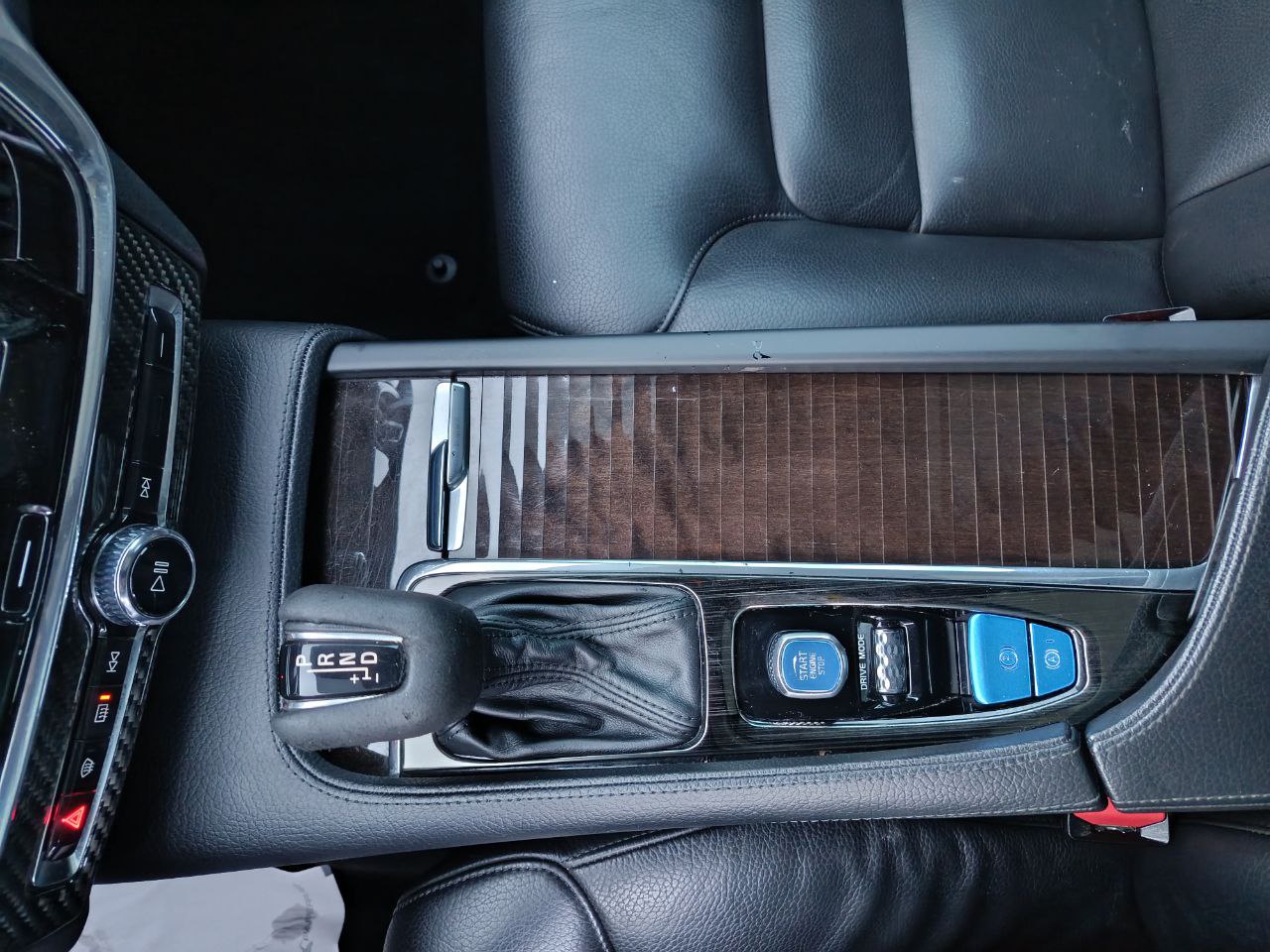 VOLVO S90 T5 MOMENTUM 2017