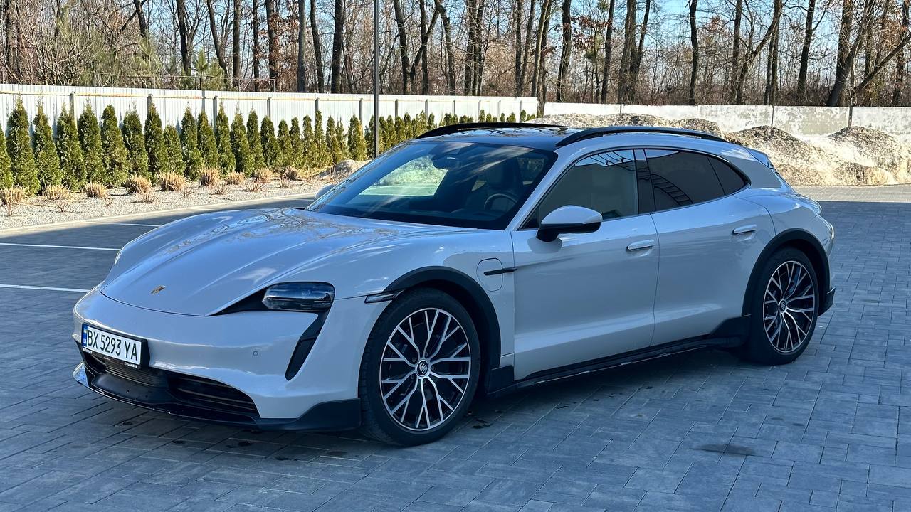 PORSCHE TAYCAN CROSS TURISMО