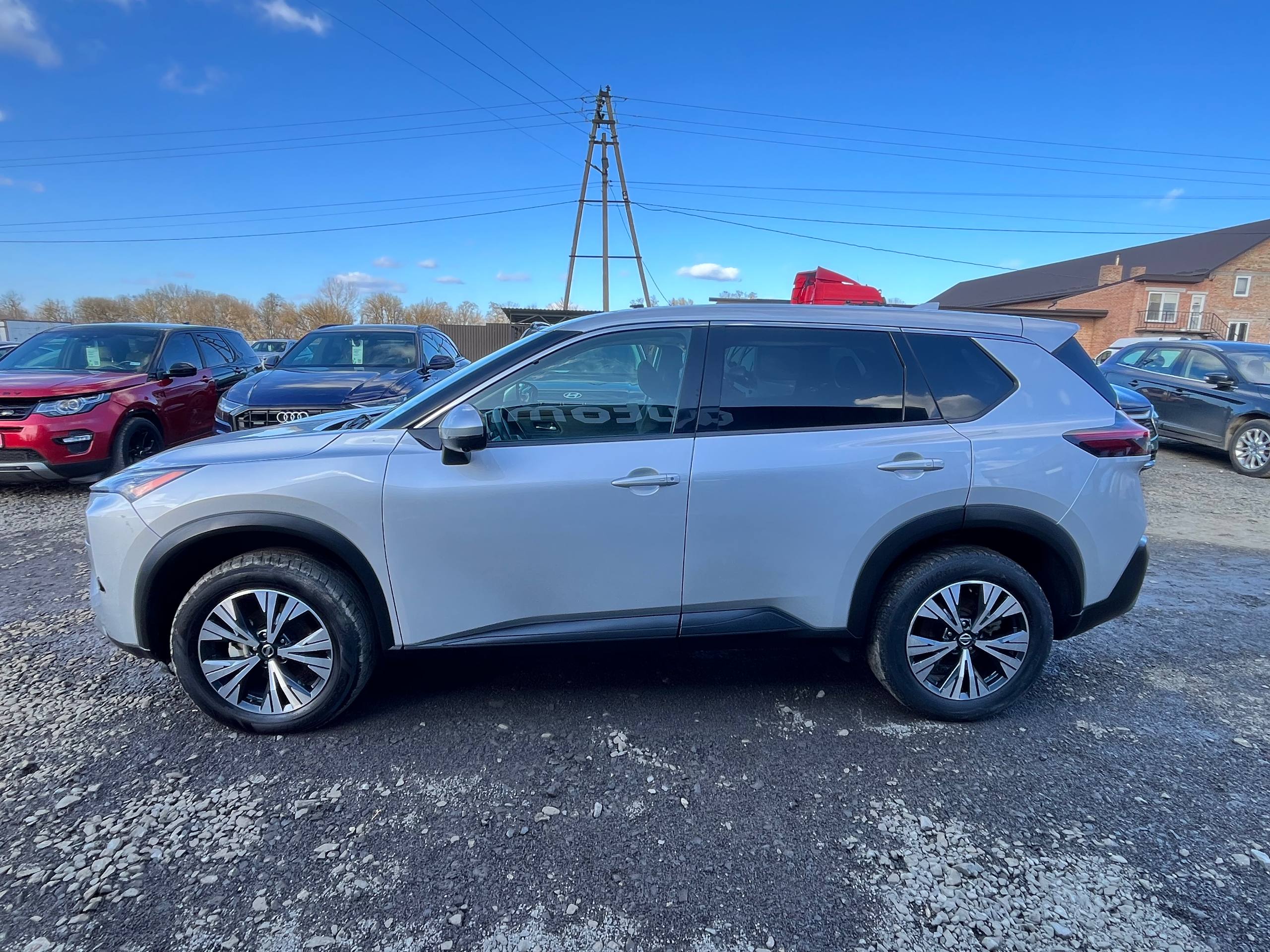 NISSAN ROGUE SV 2021