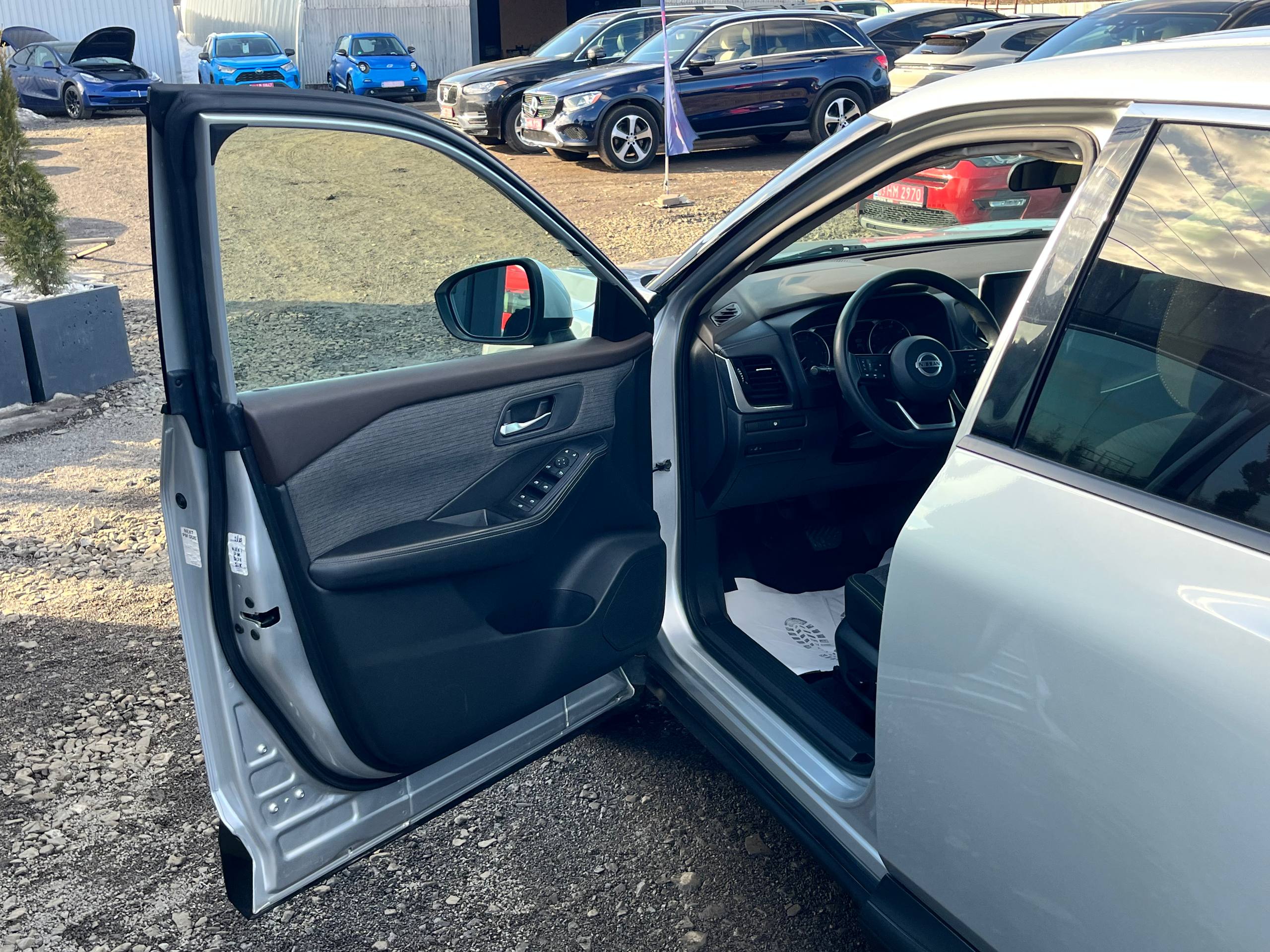 NISSAN ROGUE SV 2021