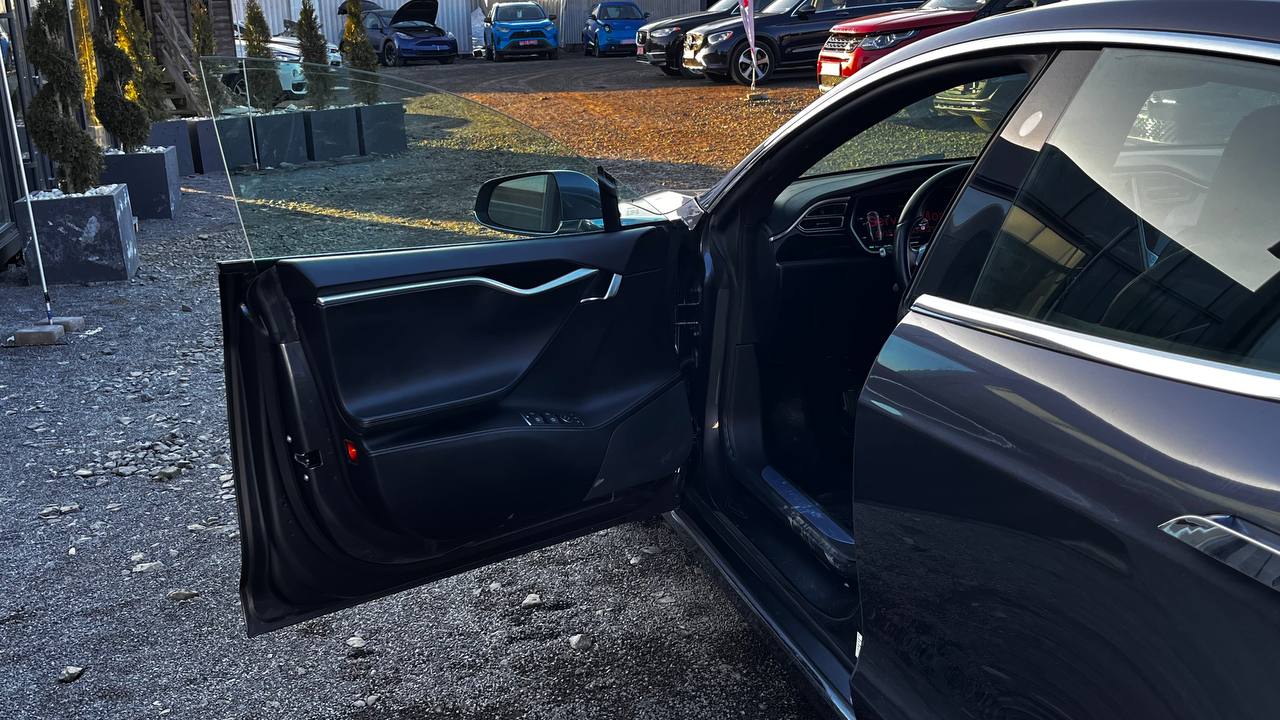 TESLA MODEL S AWD DUAL MOTOR 2017