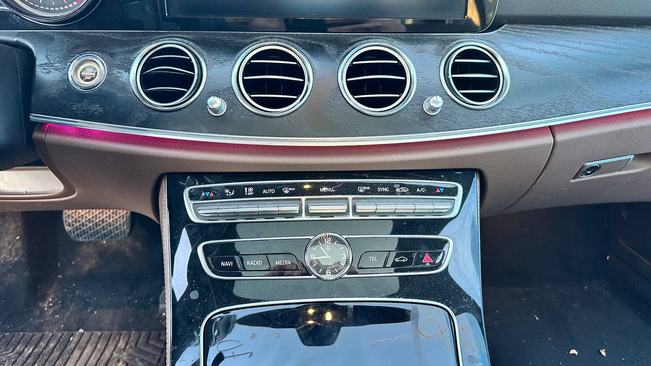 MERCEDES-BENZ E 300 4MATIC 2016