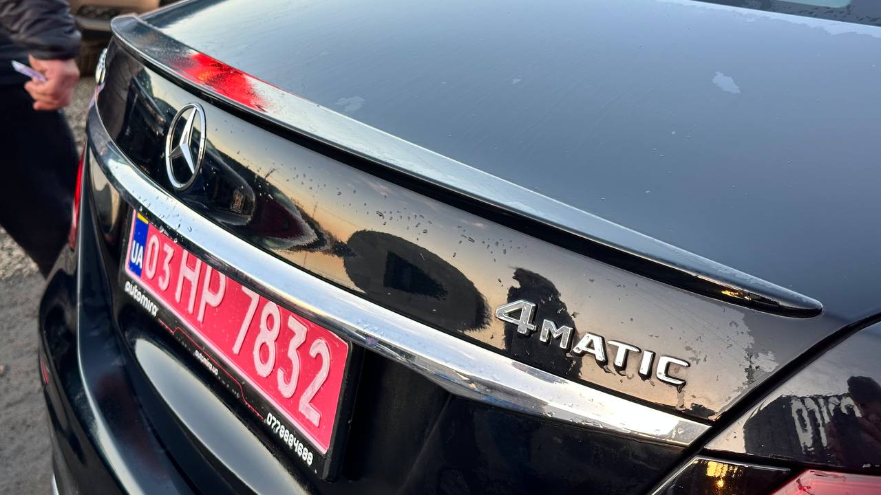 MERCEDES-BENZ E 300 4MATIC 2016