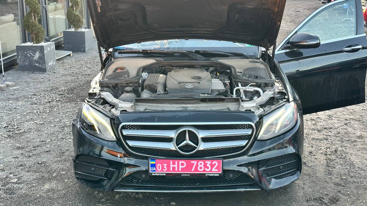 MERCEDES-BENZ E 300 4MATIC 2016