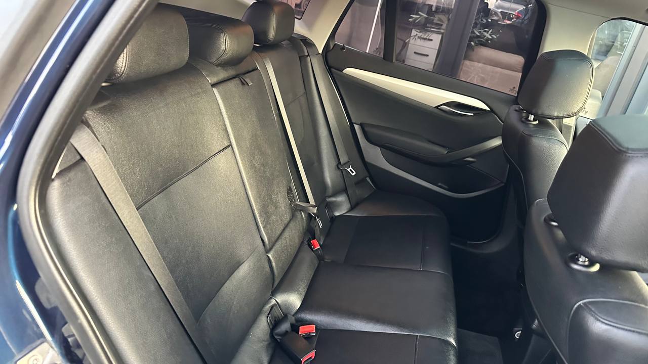 BMW X1 Sports Activity Vehicle xDrive28i 2013