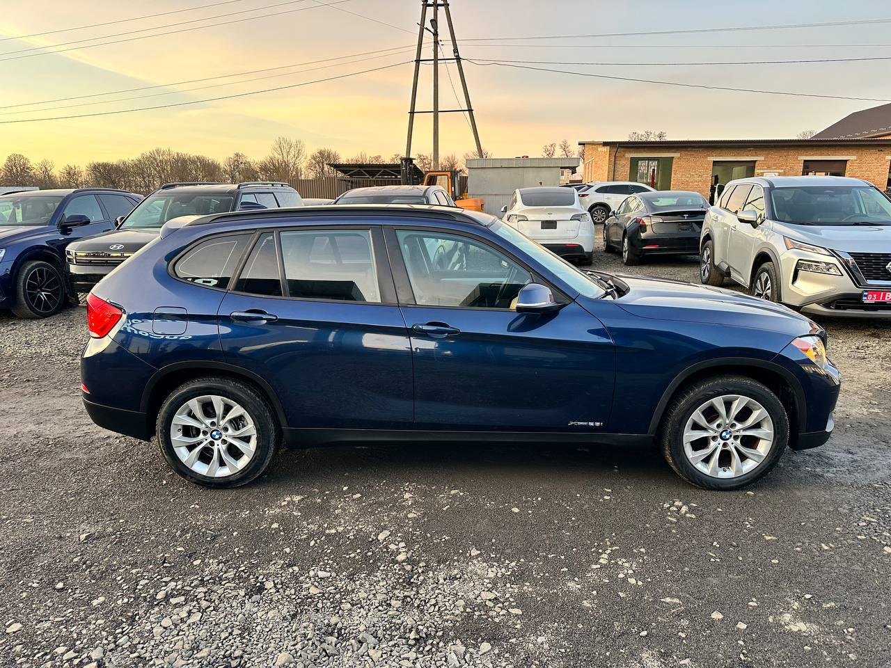 BMW X1 Sports Activity Vehicle xDrive28i 2013