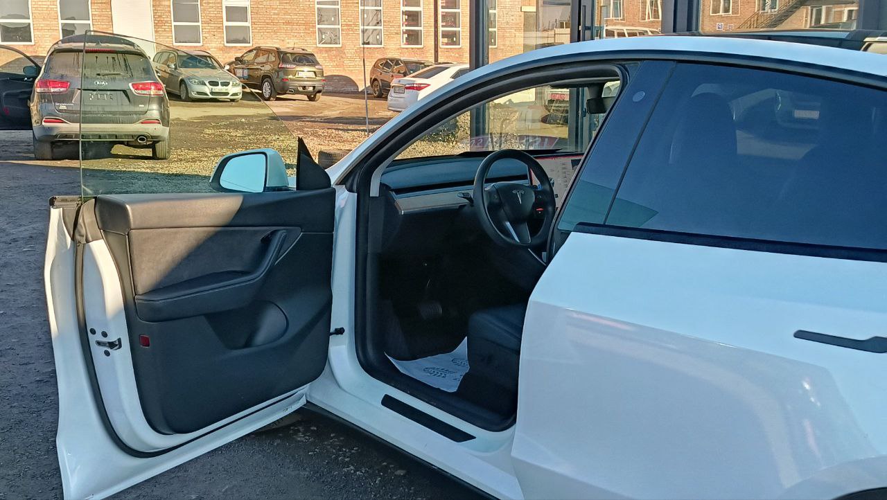 TESLA MODEL Y DUAL MOTOR 2020