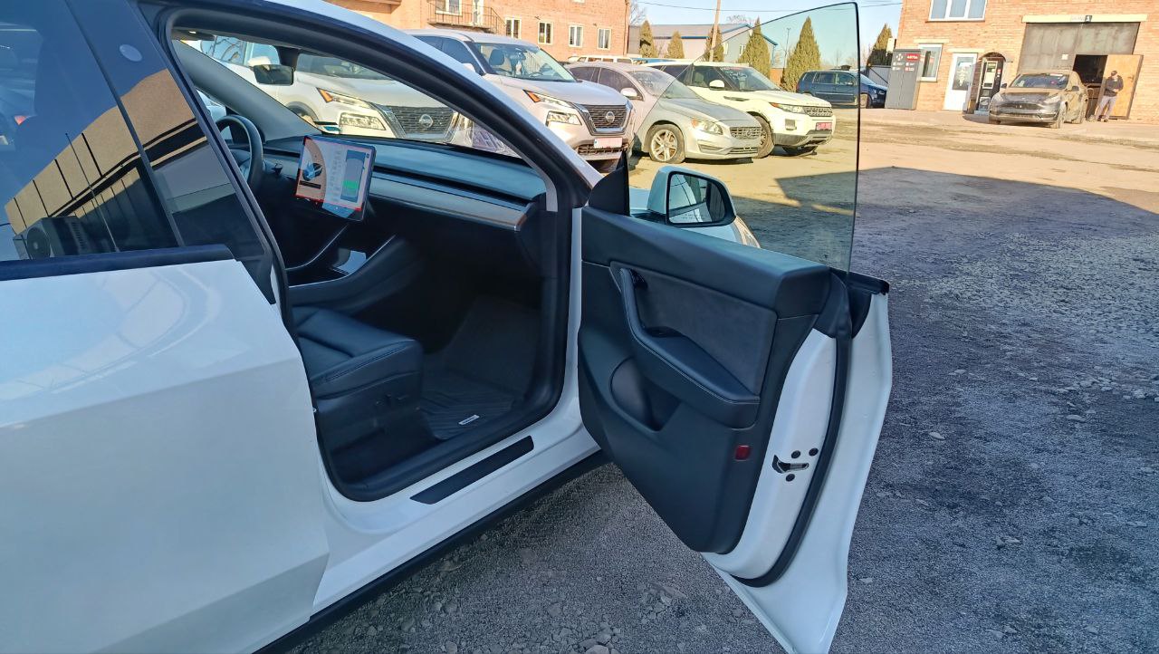 TESLA MODEL Y DUAL MOTOR 2020