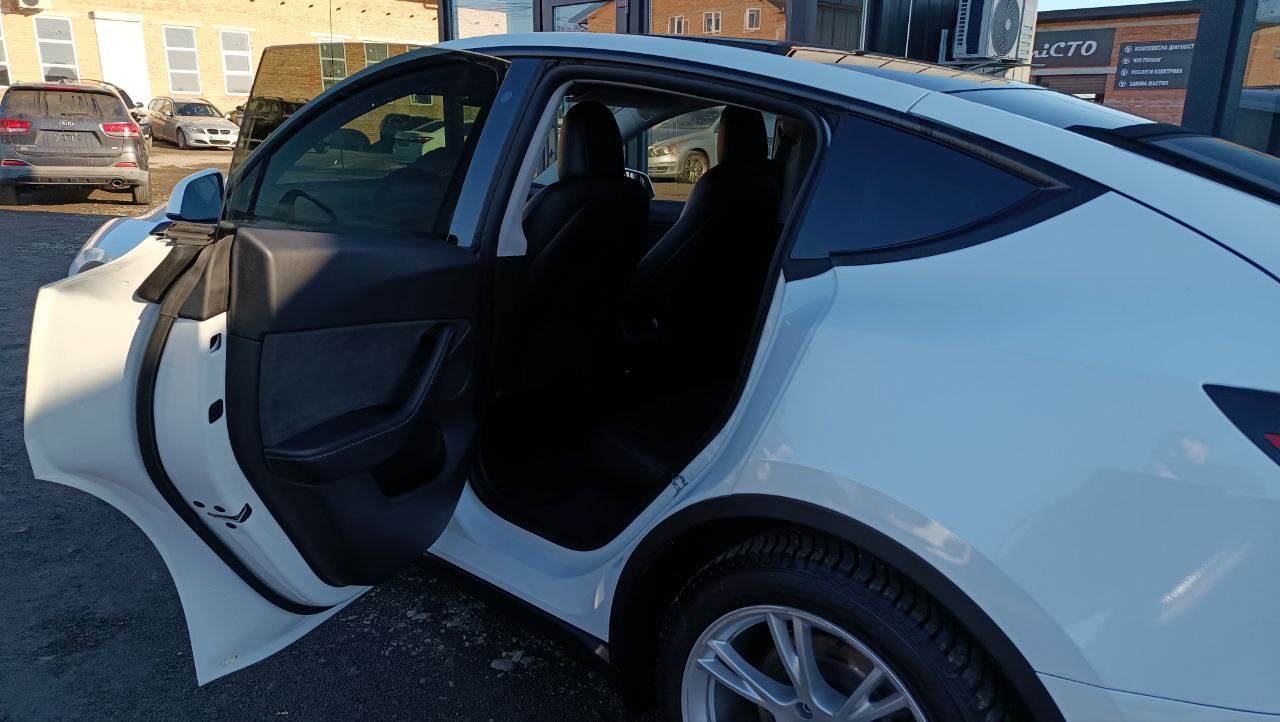 TESLA MODEL Y DUAL MOTOR 2020