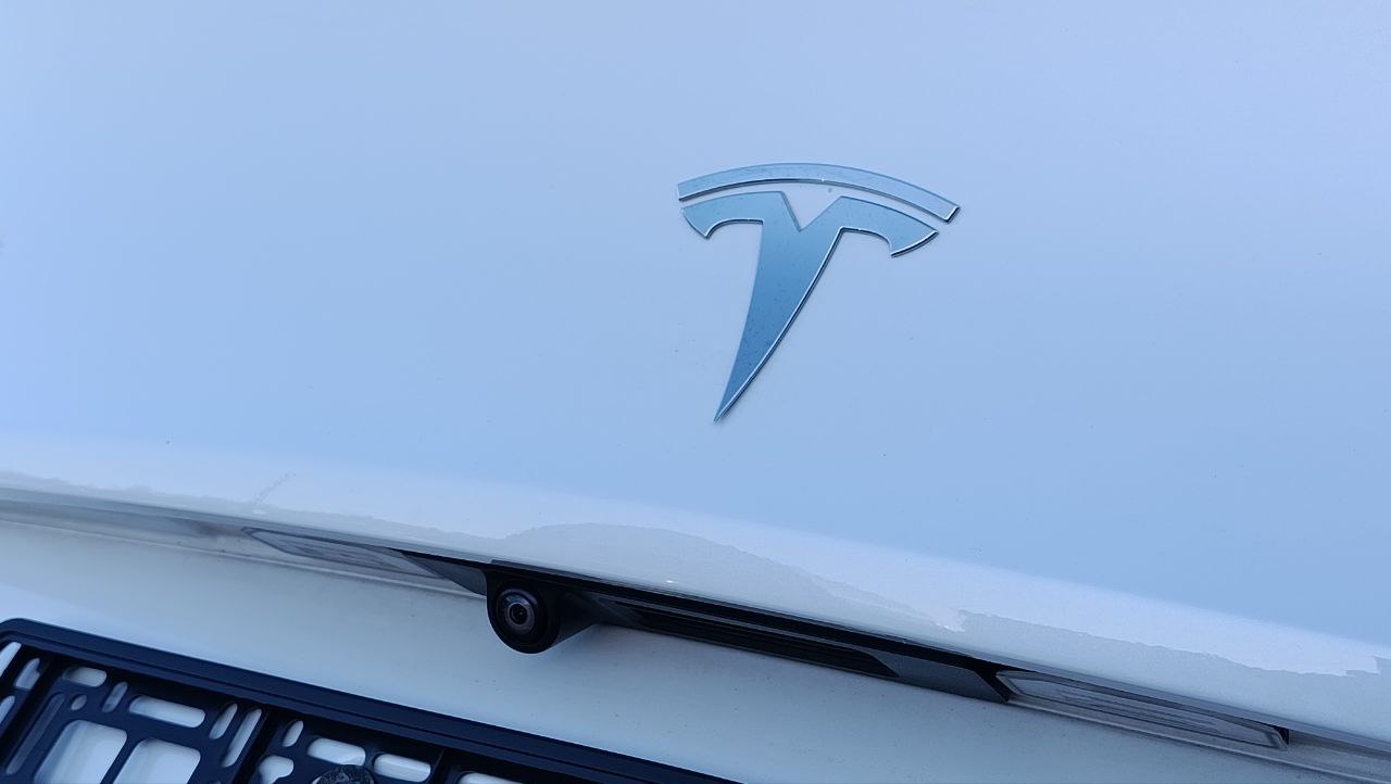 TESLA MODEL Y DUAL MOTOR 2020