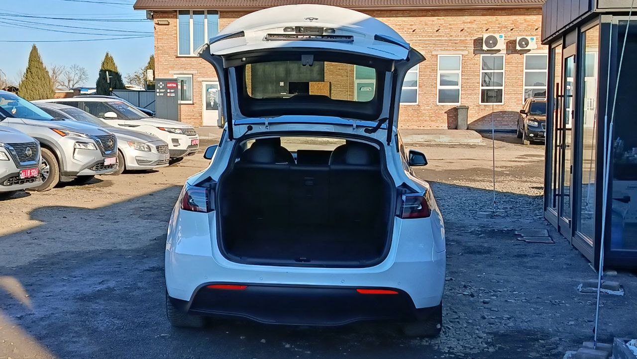 TESLA MODEL Y DUAL MOTOR 2020