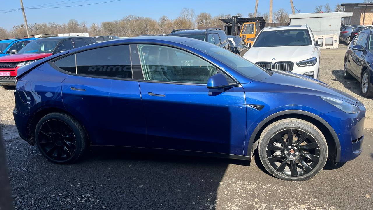 TESLA MODEL Y AWD DUAL MOTOR 2021