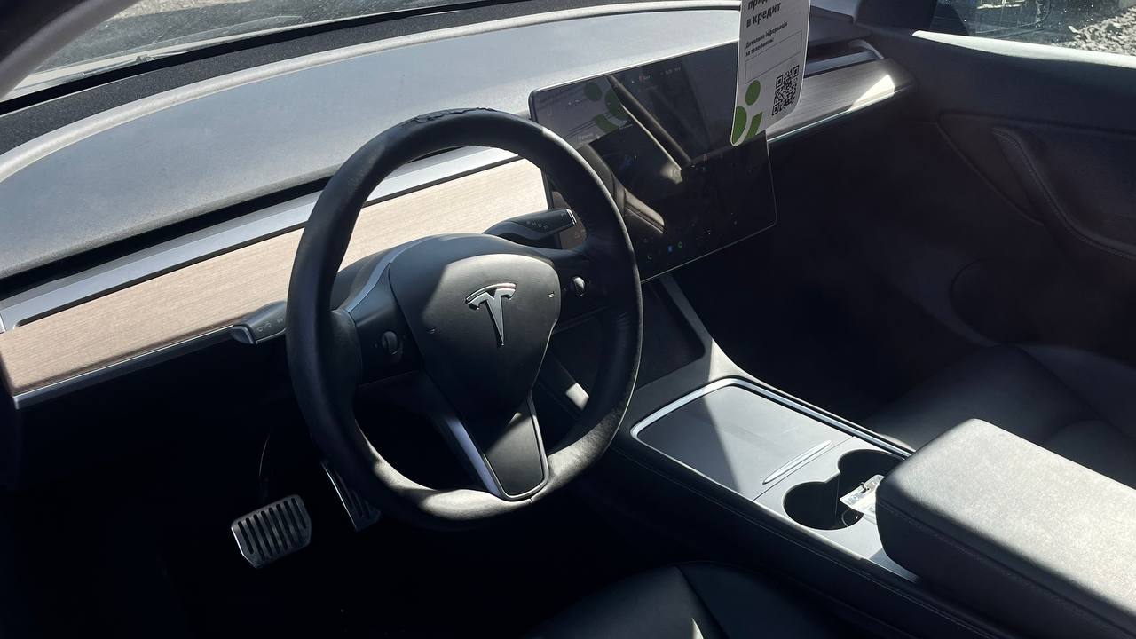 TESLA MODEL Y AWD DUAL MOTOR 2021