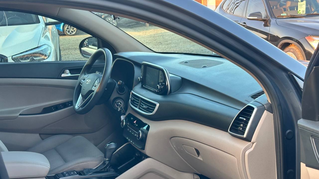 HYUNDAI TUCSON SE 2019