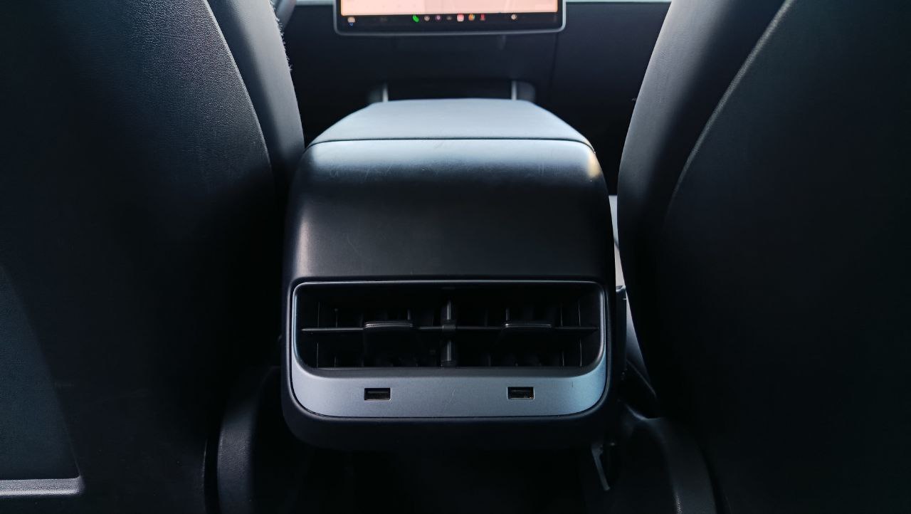 TESLA MODEL 3 MID RANGE 2018