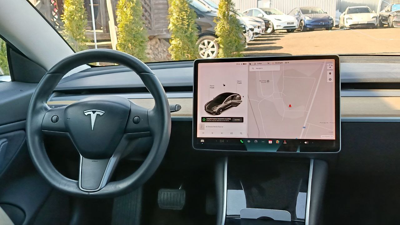 TESLA MODEL 3 MID RANGE 2018